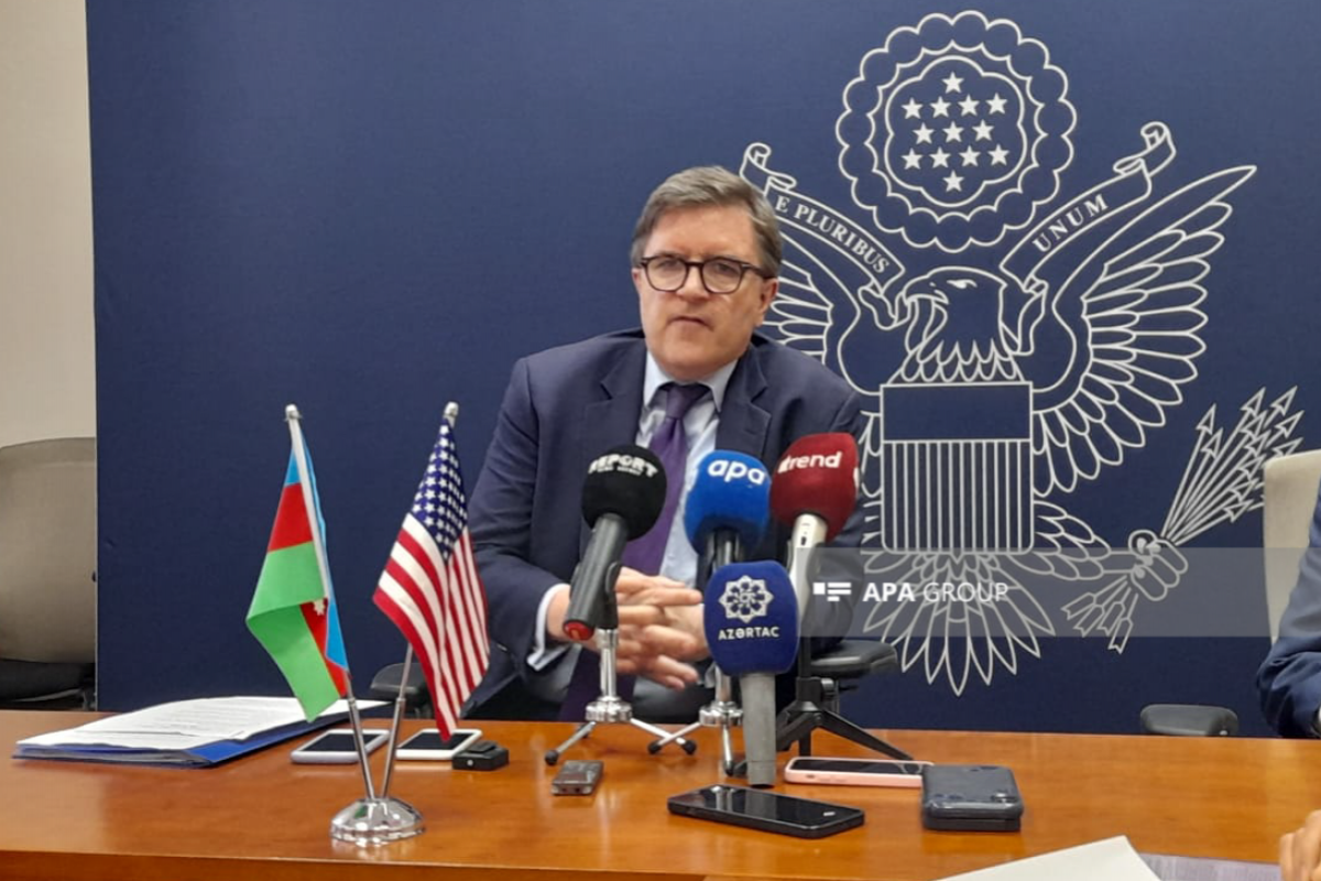 Secrétaire d`État adjoint : les États-Unis voient une opportunité de paix entre l`Arménie et l`Azerbaïdjan