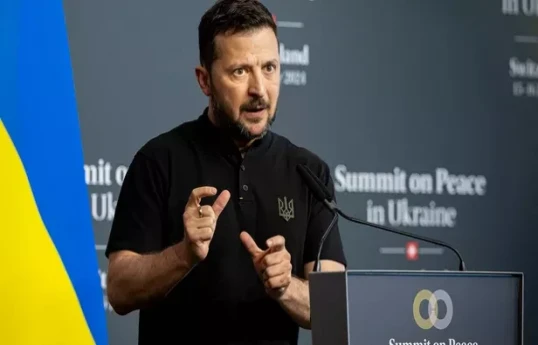 «Nous ne voulons pas prolonger cette guerre», affirme Zelensky