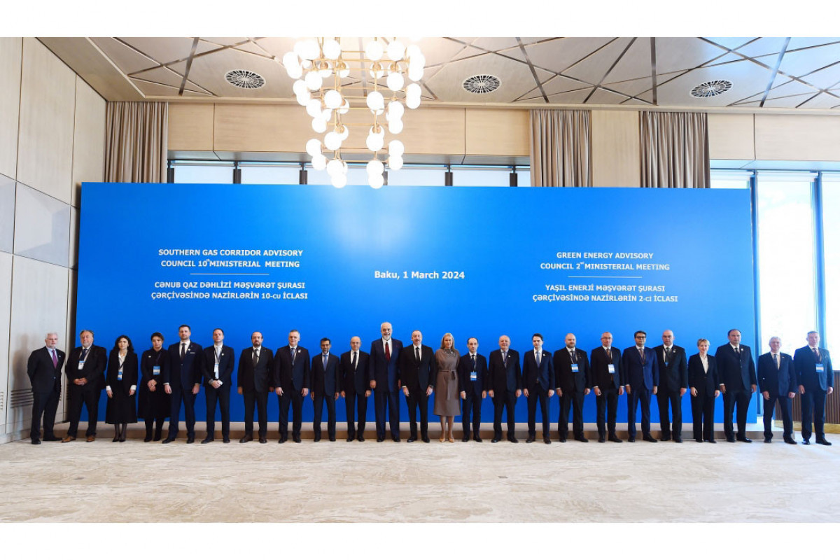 Ilham Aliyev a assisté à la 10e réunion ministérielle du Conseil consultatif du Corridor gazier méridional - Photos - Mise à Jour 