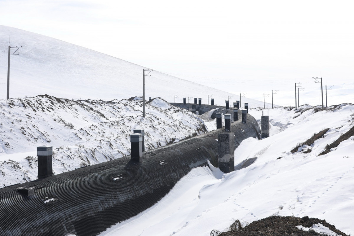 La modernisation du chemin de fer Bakou-Tbilissi-Kars est en cours d'achèvement - Photos 