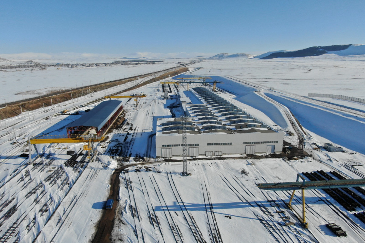 La modernisation du chemin de fer Bakou-Tbilissi-Kars est en cours d'achèvement - Photos 