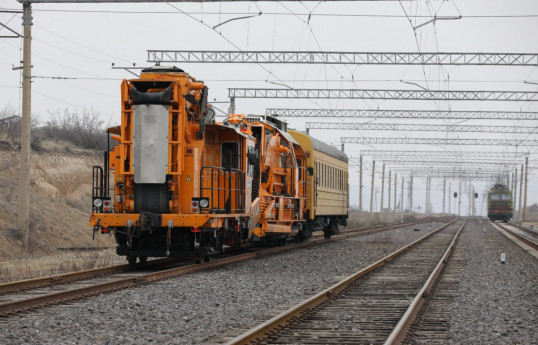 La modernisation du chemin de fer Bakou-Tbilissi-Kars est en cours d'achèvement - Photos 