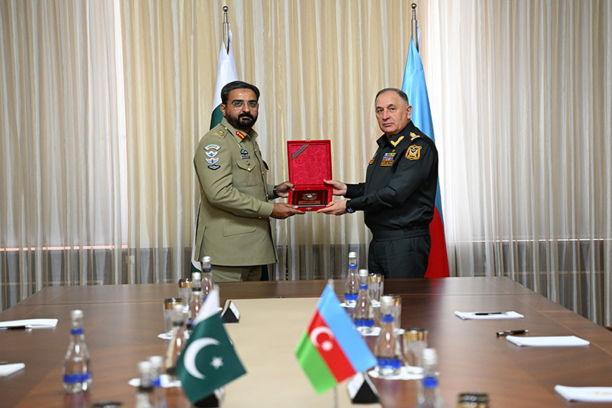 L'Azerbaïdjan discute de la cooperation militaire avec le Pakistan