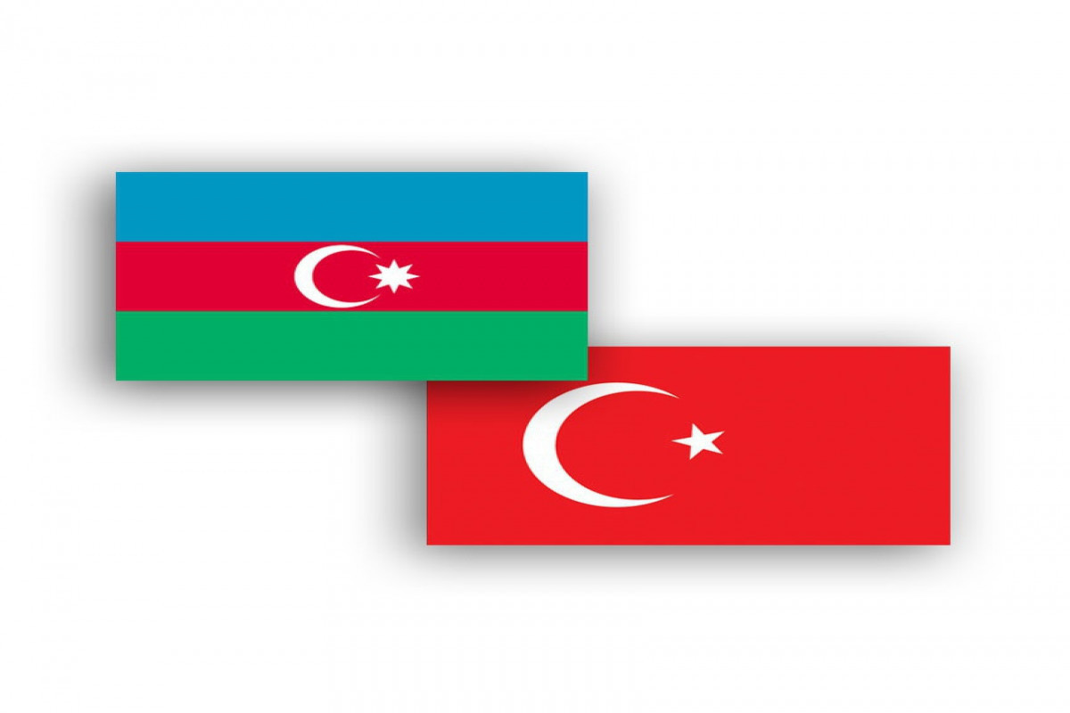 Le ministre de la Défense de l'Azerbaïdjan enteme une visite officielle en Türkiye