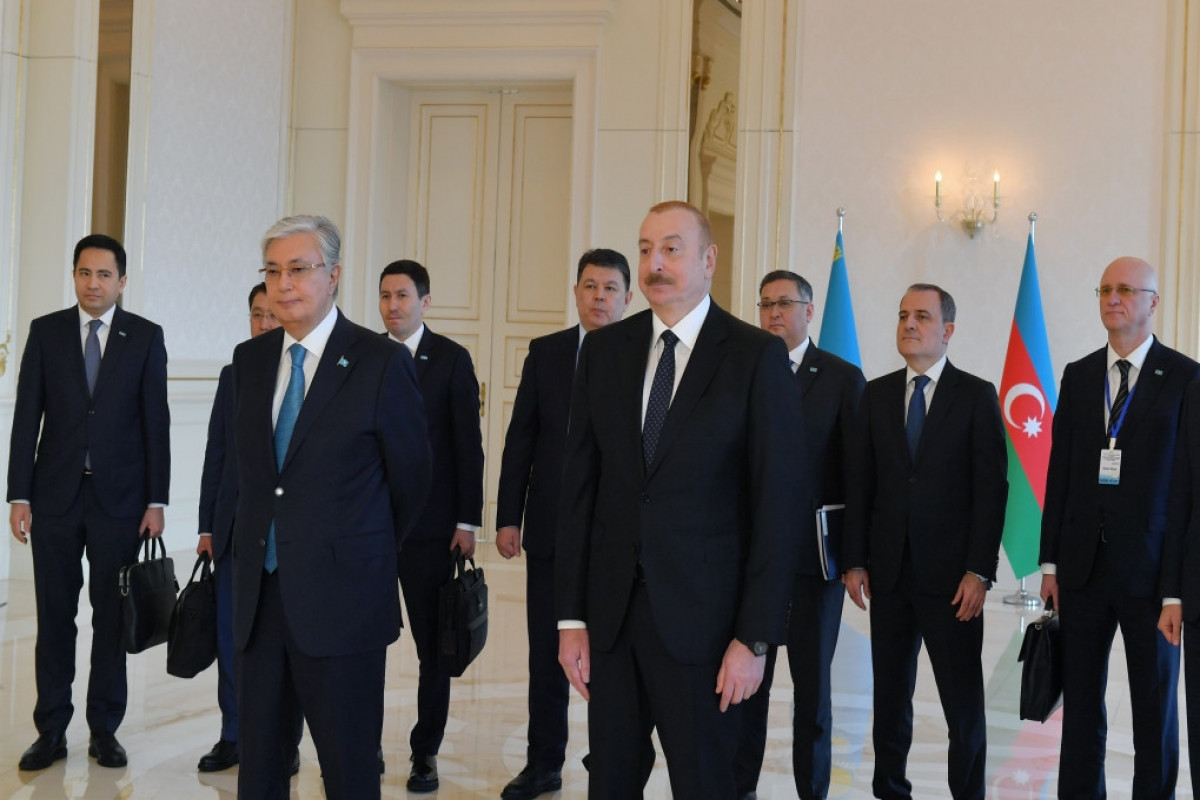 Les présidents azerbaïdjanais et kazakh assistent par visioconférence à l'arrivée d'un train de conteneurs en provenance de Chine à Bakou - Photos 