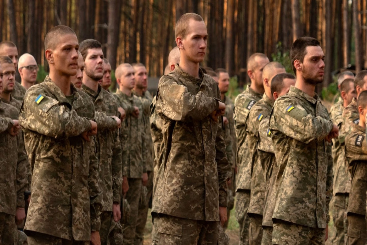 Médias : l’Ukraine prévoit de mobiliser 500 000 nouveaux soldats