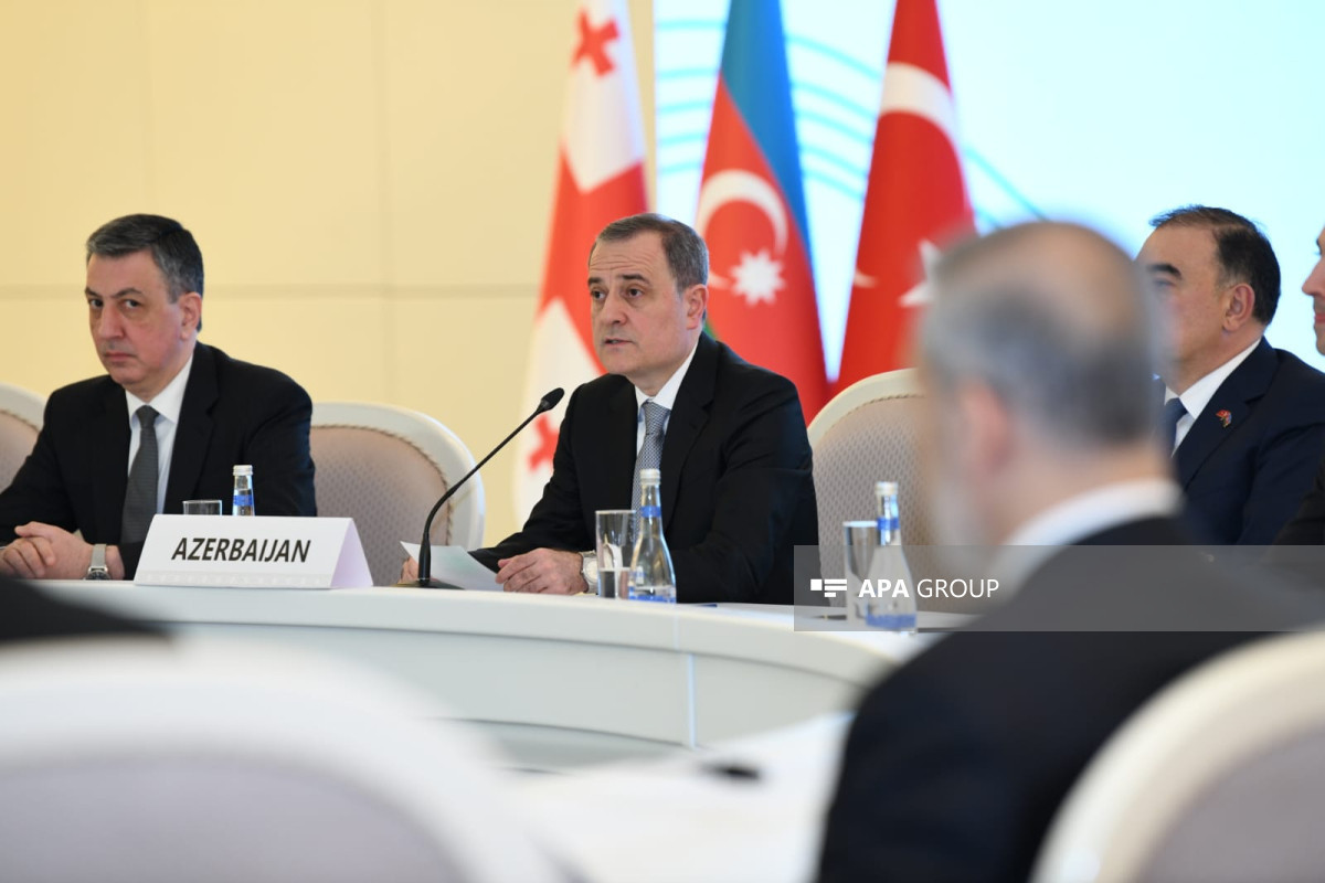 Djeyhoun Baïramov : Ilham Aliyev attache une importance particulière à la coopération régionale entre l