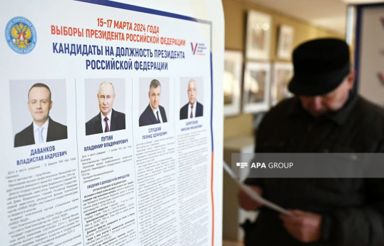 Le peuple russe participe au vote de trois jours pour l`élection présidentielle