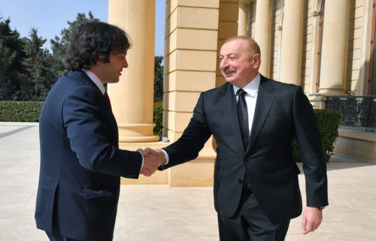 Le président azerbaïdjanais s’entretient en tête-à-tête avec le Premier ministre géorgien - Mise à Jour  