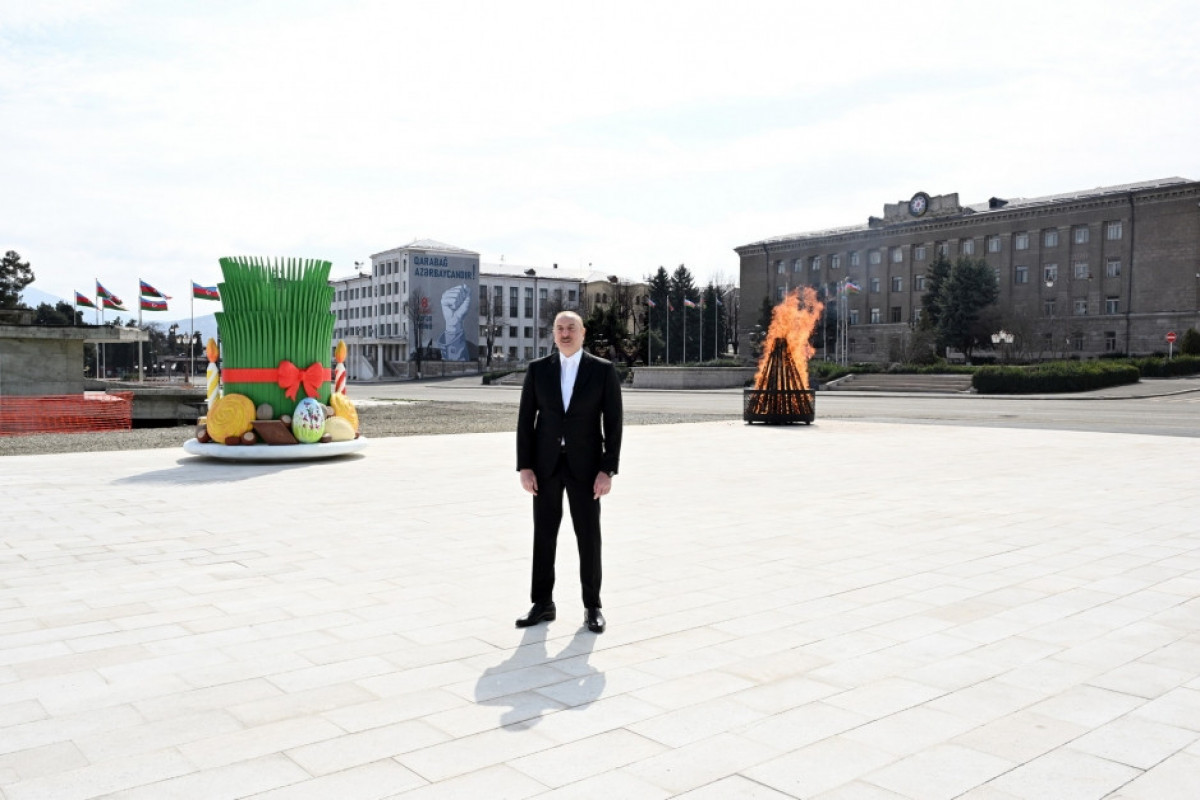 Ilham Aliyev allume le bûcher festif de Novrouz à Khankendi et adresse ses vœux aux Azerbaïdjanais pour la fête de Novrouz -Photos