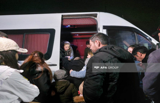 34 autres familles d'anciens déplacés internes ont pris la route vers la ville azerbaïdjanaise de Fuzouli