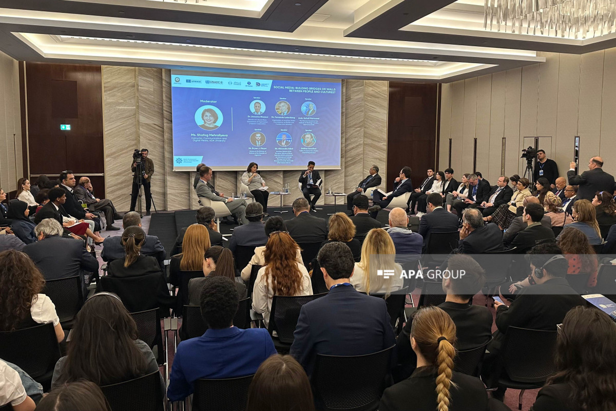 Le Forum du dialogue interculturel de Bakou poursuit ses travaux avec des panels - Photo 
