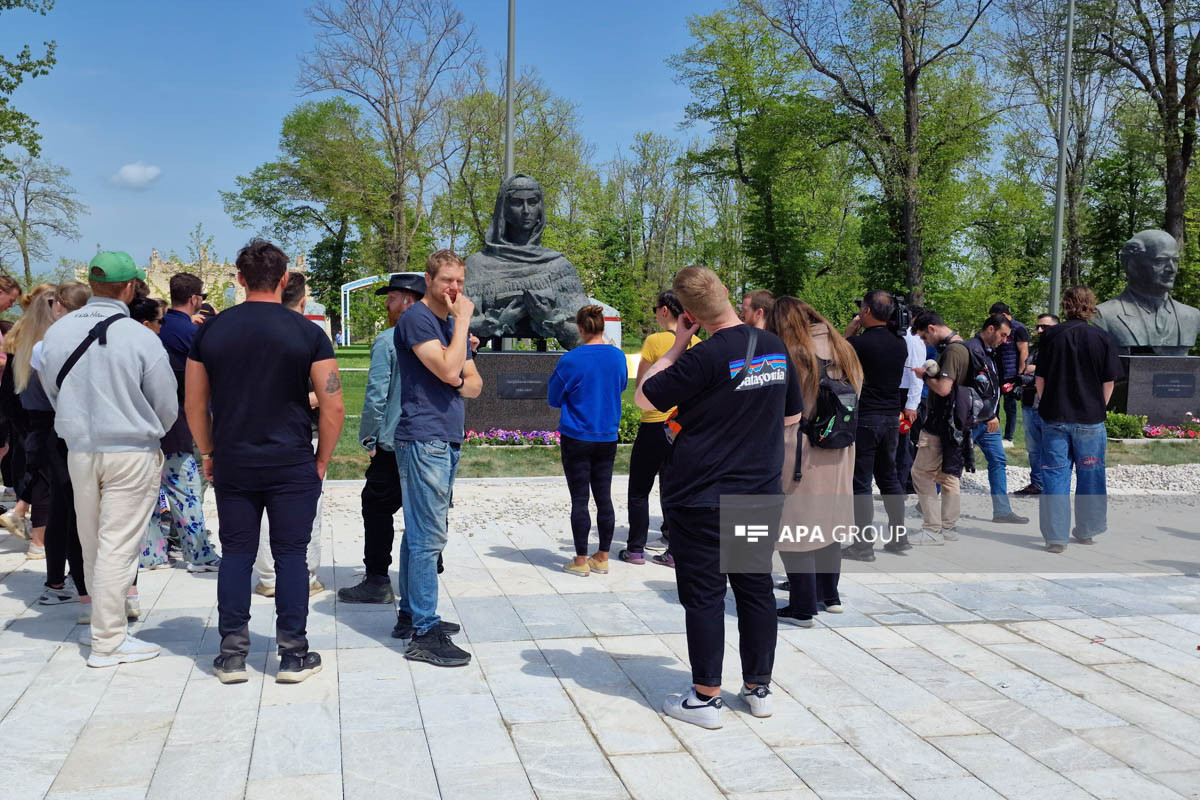 Des voyageurs étrangers sont en visite à Choucha - Photo - Vidéo 
