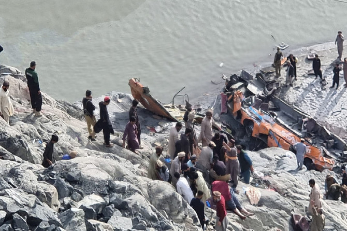 Vingt morts dans un accident de bus de montagne au Pakistan