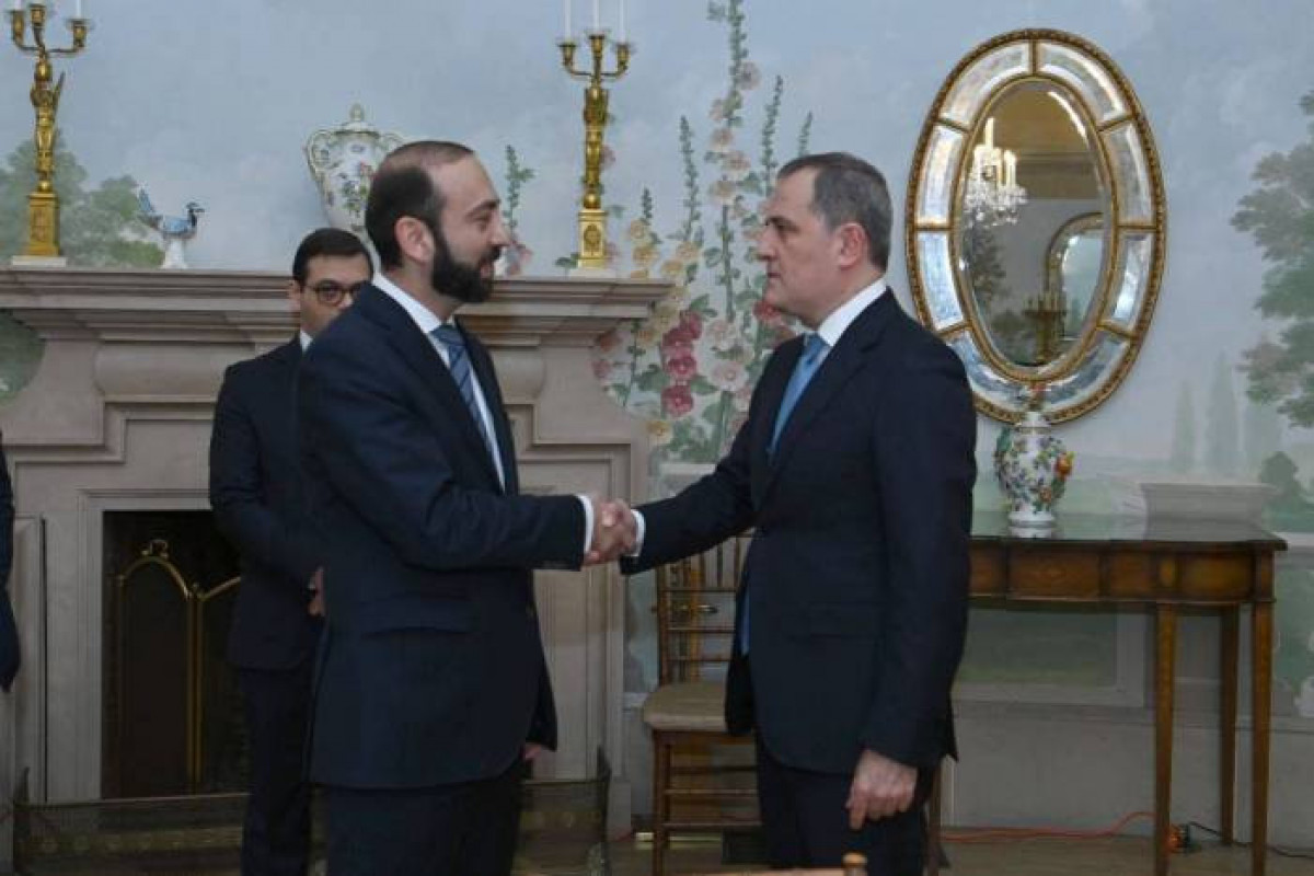 Les questions qui seront abordées par les MAE de l`Azerbaïdjan et de l`Arménie à Almaty annoncées