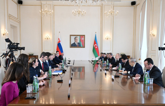 Réunion élargie entre le président azerbaïdjanais et le Premier ministre slovaque - Mise à jour 