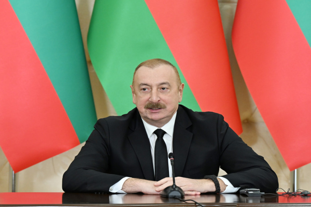 Les présidents azerbaïdjanais et bulgare font des déclarations à la presse