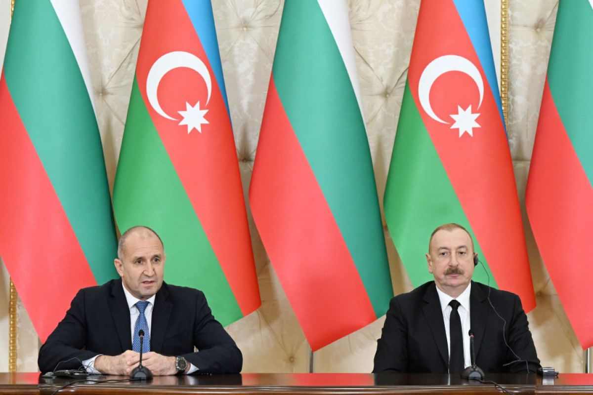 Le président Ilham Aliyev invite son homologue bulgare à participer à la COP29