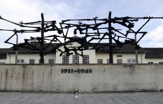 Une plaque commémorative dédiée aux prisonniers azerbaïdjanais a été inaugurée dans le camp de Dachau - Photo 