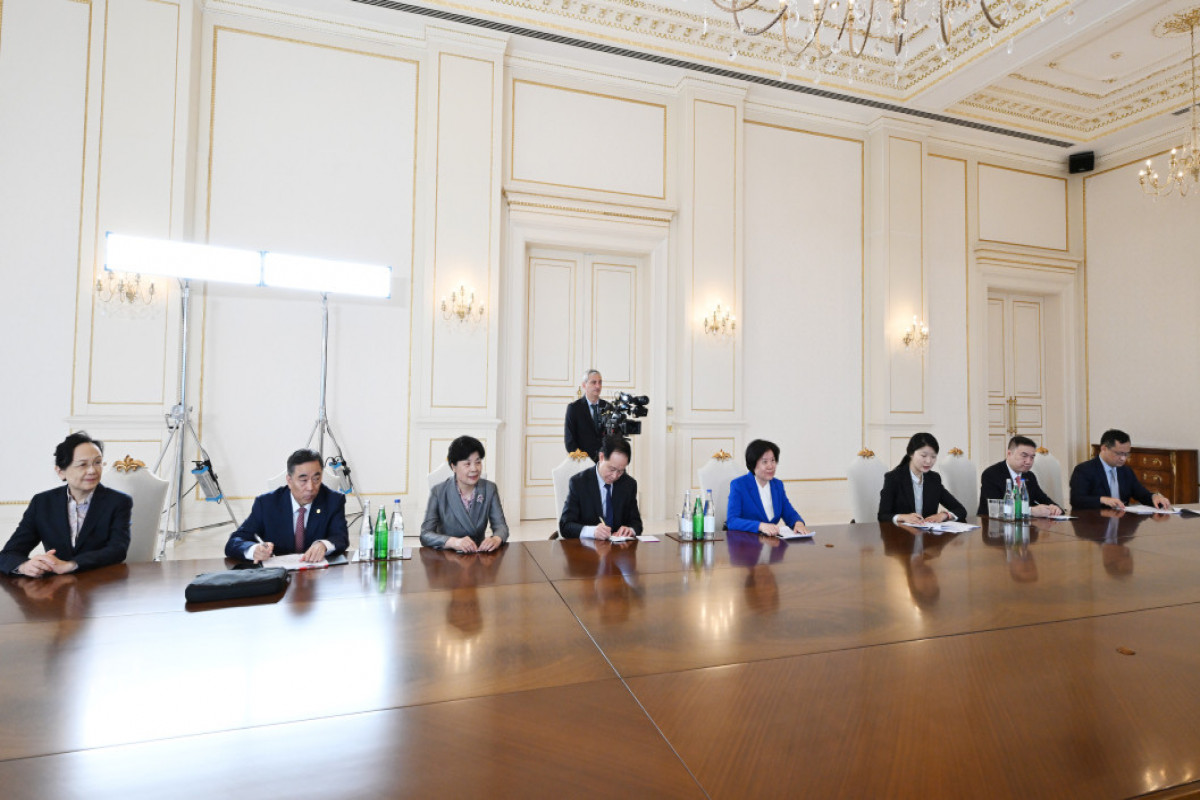 Le président Ilham Aliyev reçoit la vice-présidente du Comité national de la Conférence consultative politique du peuple chinois