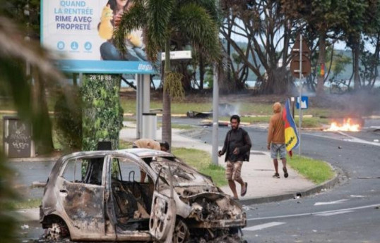 Émeutes en Nouvelle-Calédonie : trois morts et des centaines de blessés