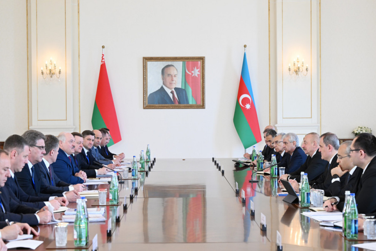 Réunion élargie entre les présidents Aliyev et Loukachenko - Mise à Jour 