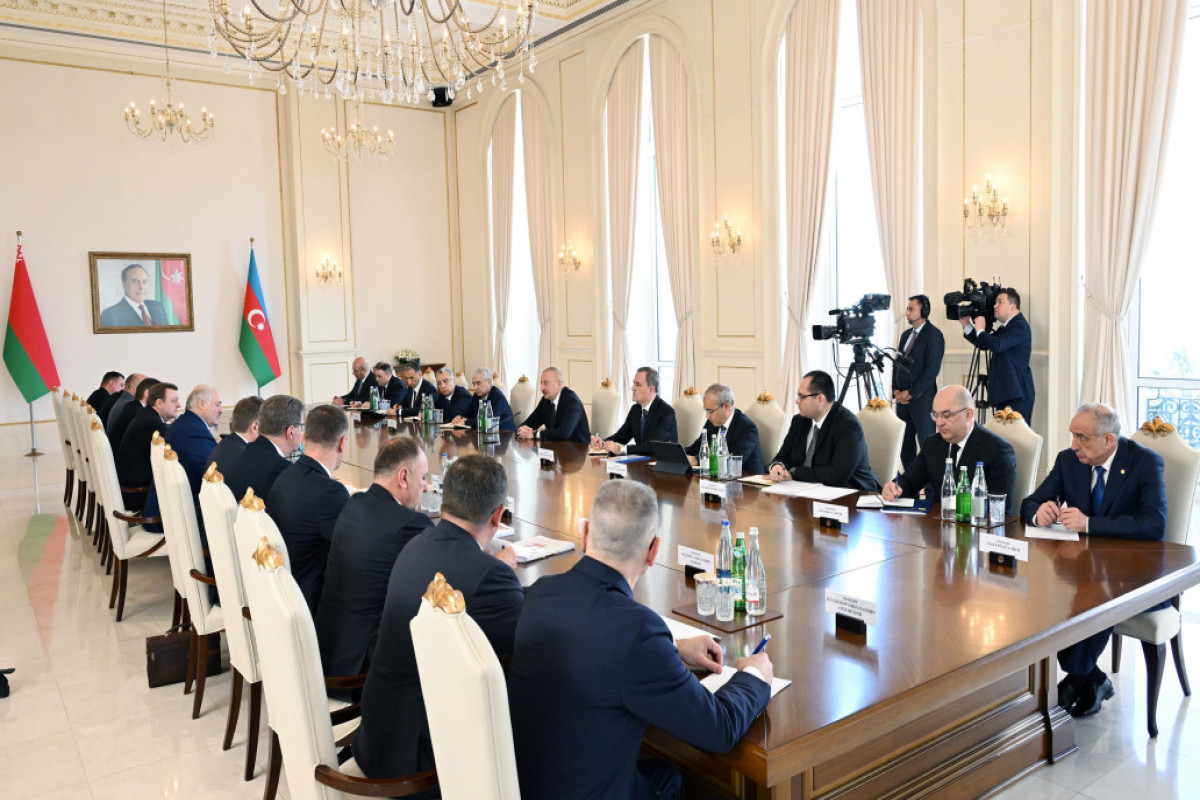 Réunion élargie entre les présidents Aliyev et Loukachenko - Mise à Jour 
