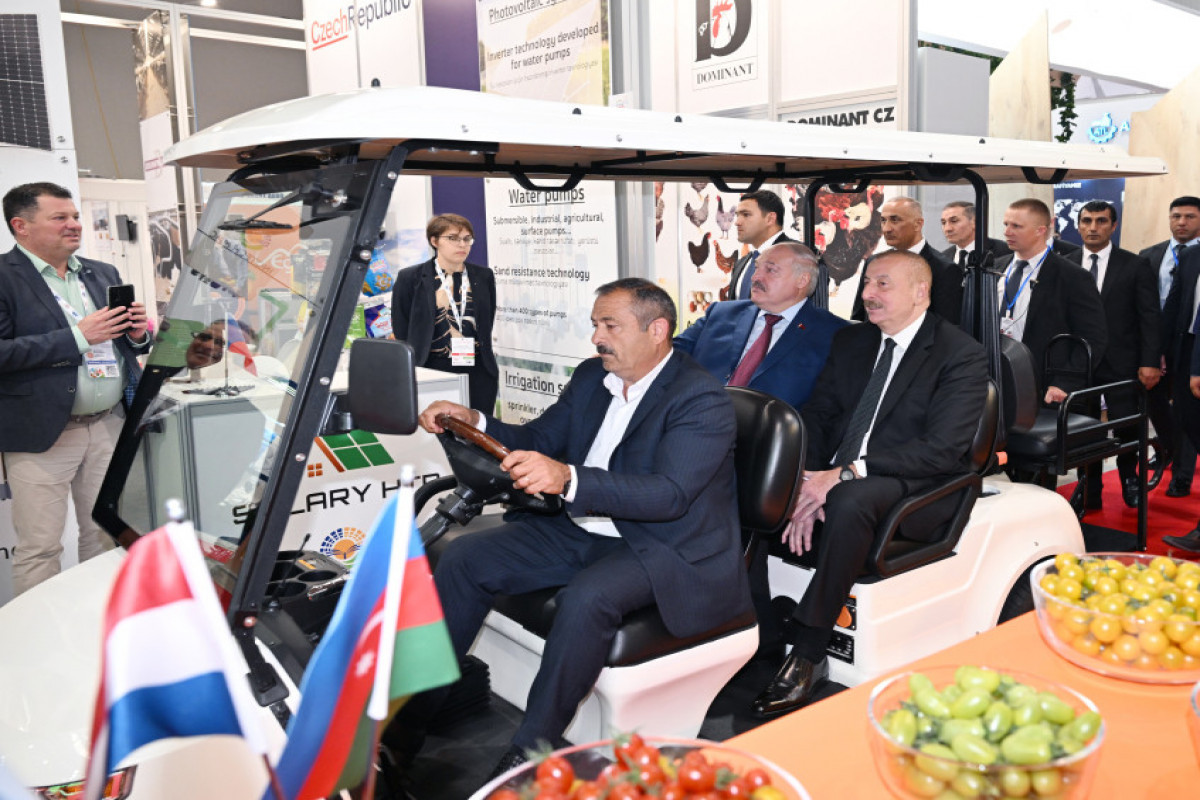 Les présidents azerbaïdjanais et biélorusse visitent les salons « Caspian Agro » et « InterFood Azerbaijan »