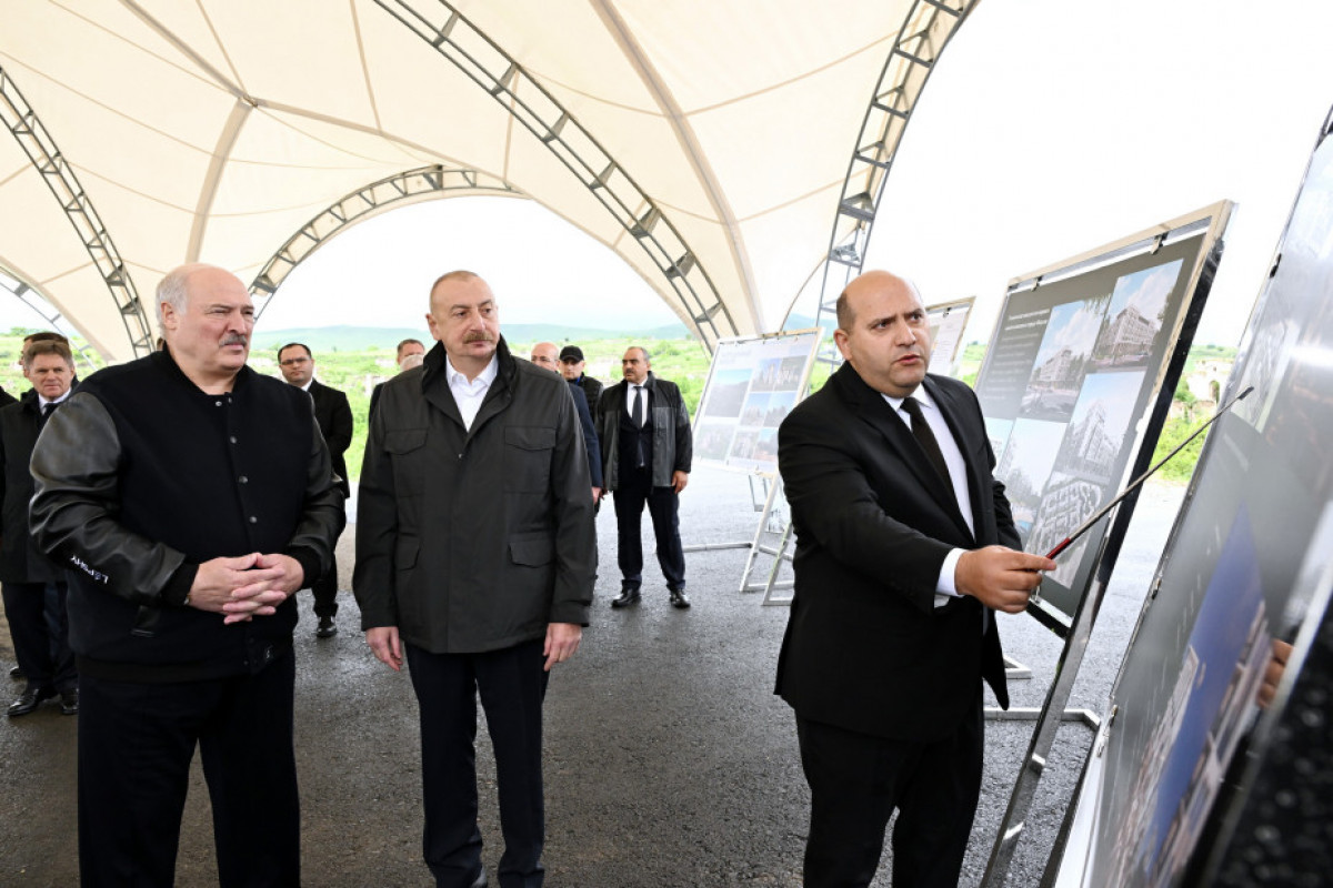 Les présidents azerbaïdjanais et biélorusse visitent les sites détruits de la ville de Fuzouli et prennent connaissance du plan général de la ville