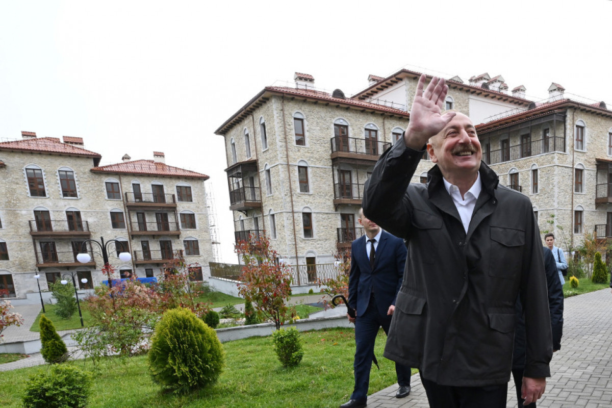 Les présidents Aliyev et Loukachenko se déplacent à Choucha - Mise à Jour 