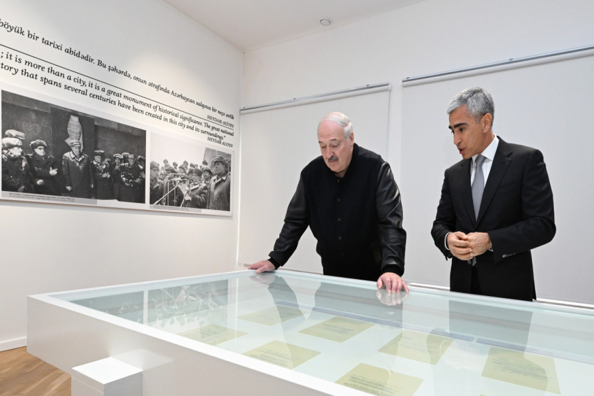 Les présidents azerbaïdjanais et biélorusse visitent l’exposition « Heydar Aliyev et le Karabagh » à Choucha