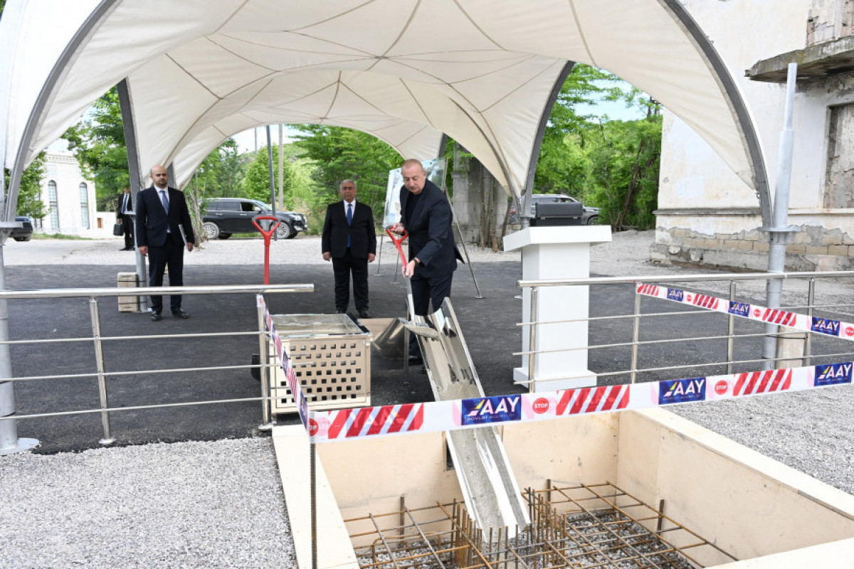 Pose de la première pierre du réseau routier interne de la ville de Zenguilan