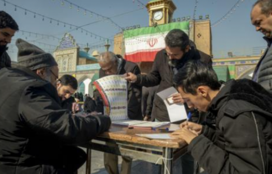 Mort du président Raïssi : l'élection présidentielle aura lieu le 28 juin en Iran