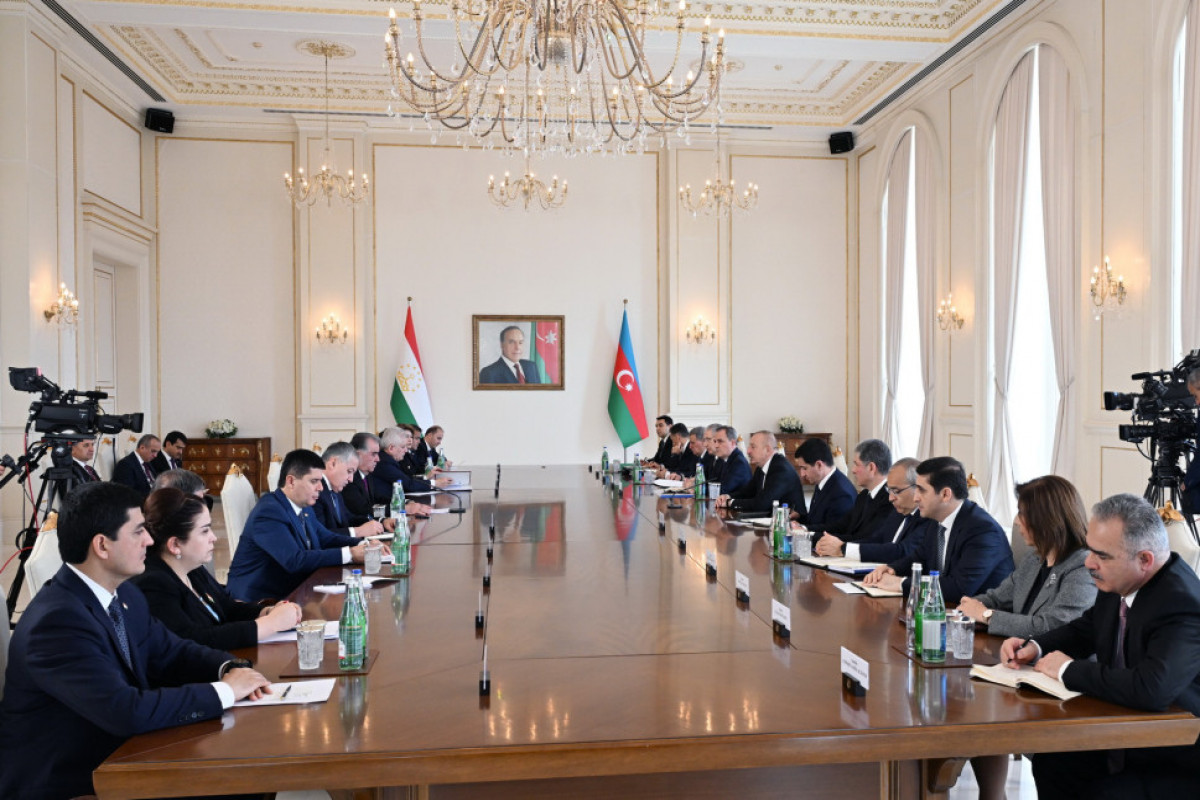 Réunion des présidents azerbaïdjanais et tadjik avec la participation des délégations - Mise à jour 