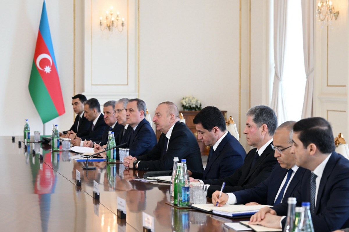 Réunion des présidents azerbaïdjanais et tadjik avec la participation des délégations - Mise à jour 