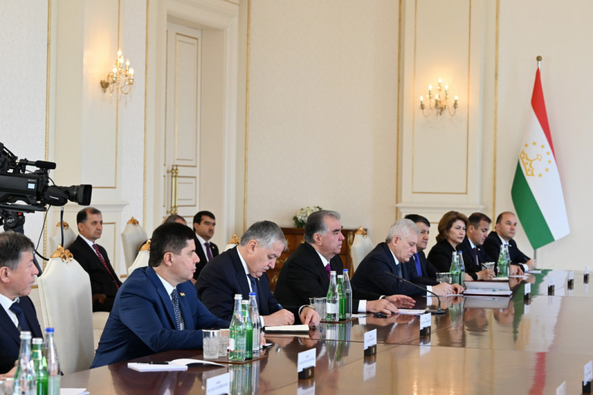 Réunion des présidents azerbaïdjanais et tadjik avec la participation des délégations - Mise à jour 