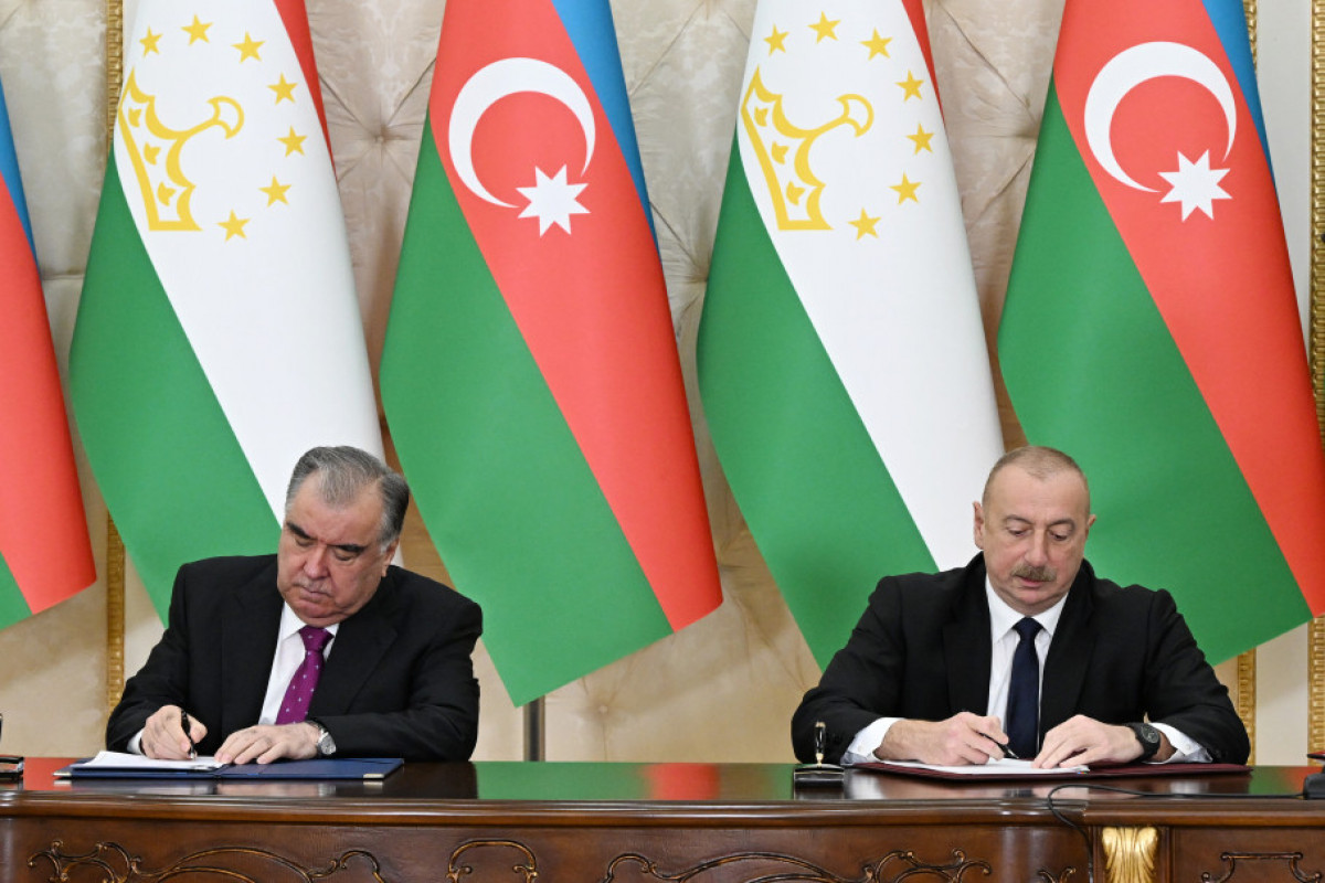 Un certain nombre de documents signés entre l’Azerbaïdjan et le Tadjikistan