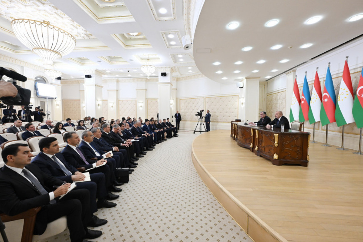 Les présidents azerbaïdjanais et tadjik font des déclarations à la presse VIDEO
