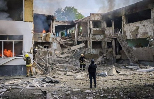 L'attaque russe sur Kharkiv fait 7 morts et 16 blessés