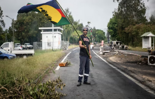 REPORTAGE DE NOUVELLE-CALÉDONIE :  Nous voulons une répartition équitable des richesses, que Macron reconnaisse la légitimité des Kanaks