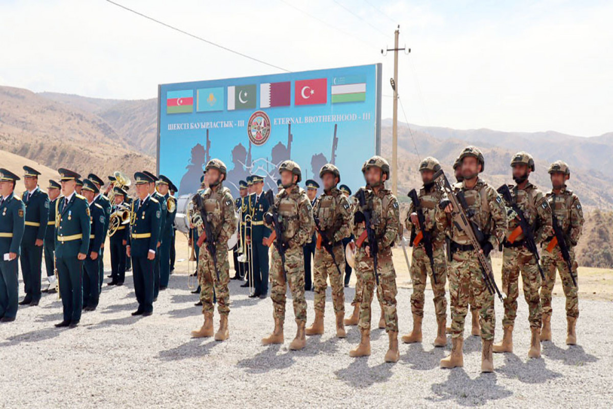 Lancement de l'exercice des forces spéciales azerbaïdjanaises, kazakhes, turques, pakistanaises, qataries et ouzbèkes - Vidéo 