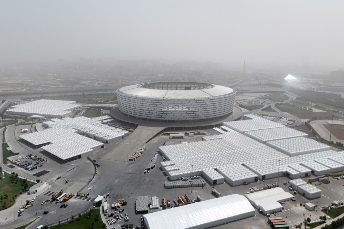 Le président Aliyev inspecte les préparatifs de la COP29 au Stade olympique de Bakou