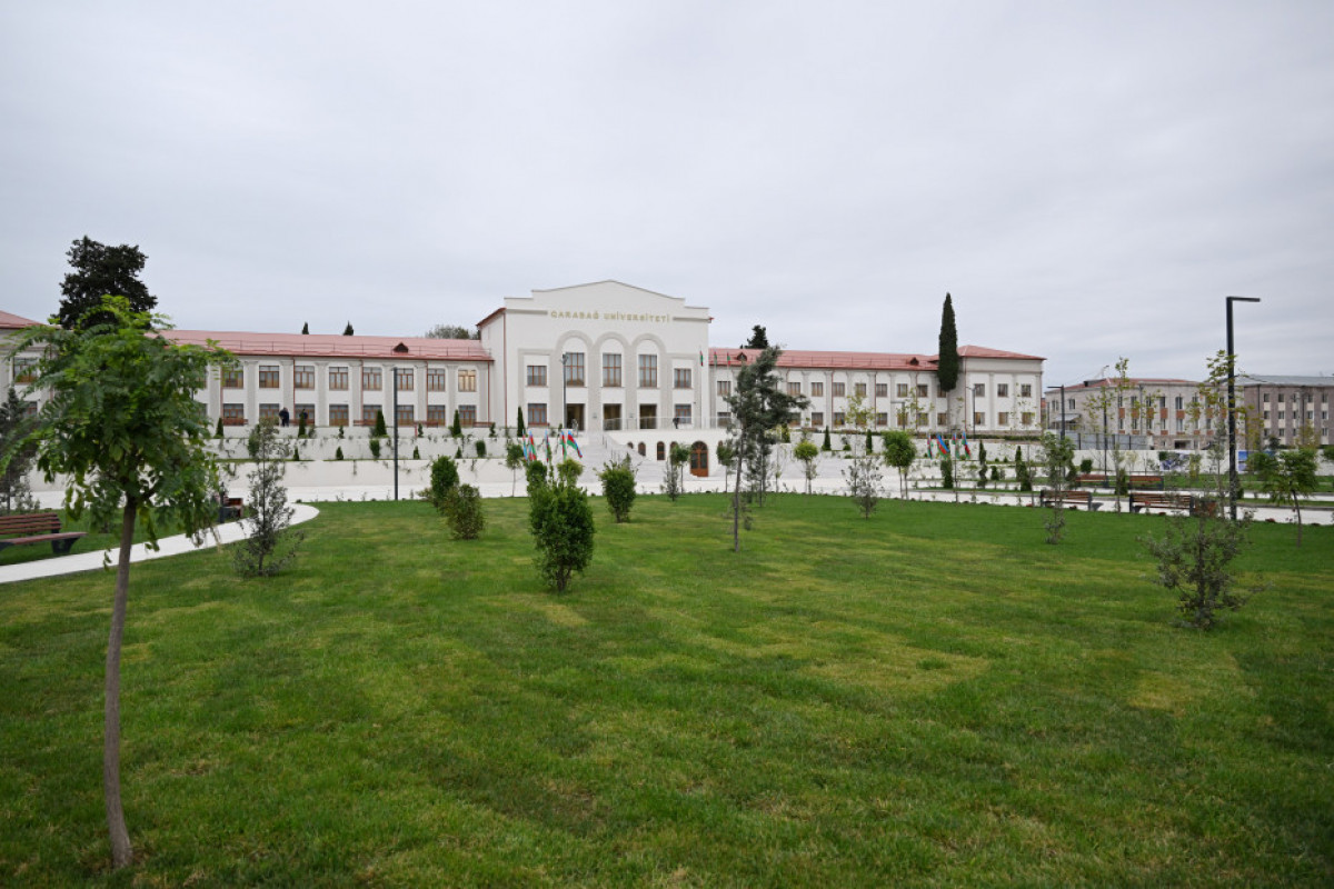 Le président Ilham Aliyev participe à la réouverture de l’Université du Karabagh