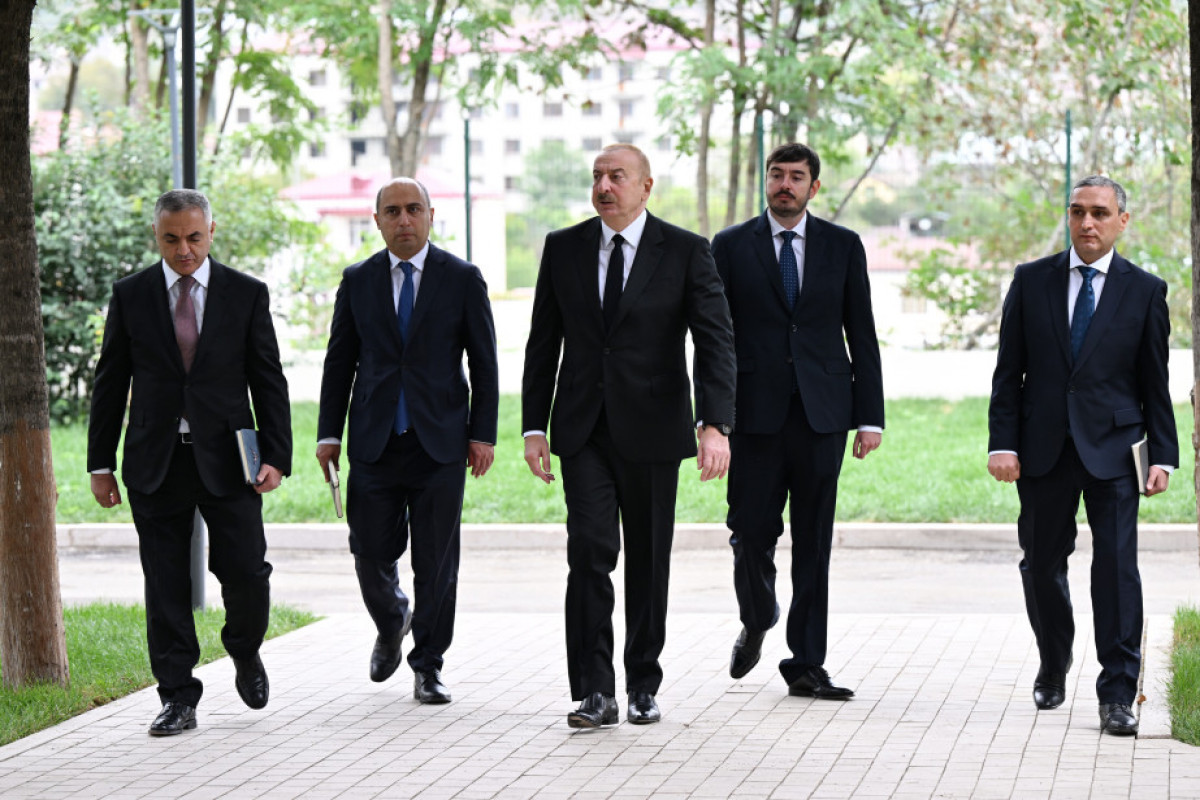 Le président Ilham Aliyev participe à la réouverture de l’Université du Karabagh