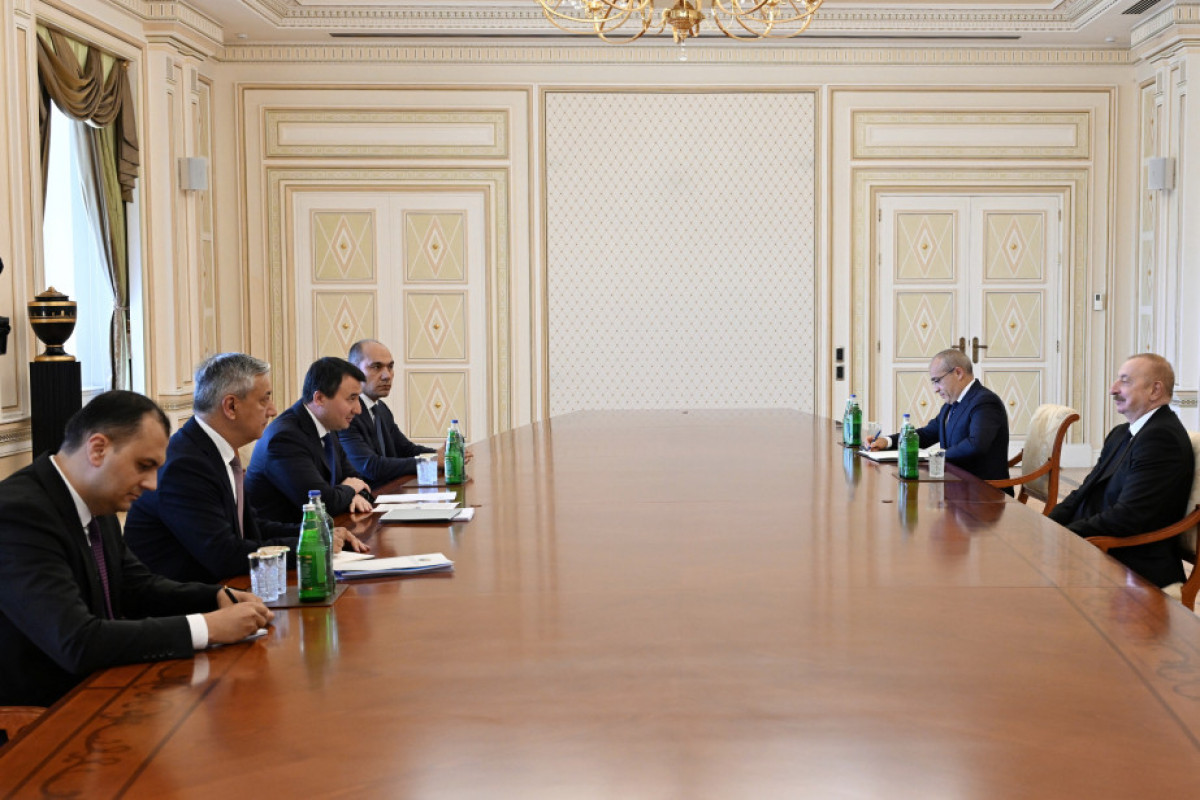 Le président azerbaïdjanais reçoit le vice-Premier ministre ouzbek