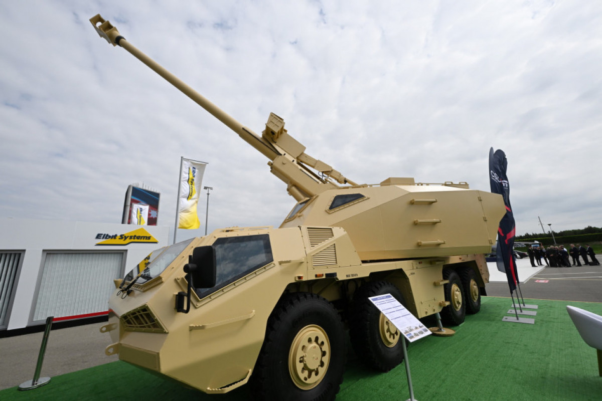 Le président Ilham Aliyev visite les salons ADEX-2024 et Securex Caspian - Photos 