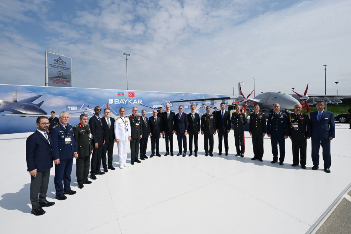 Le président Ilham Aliyev visite les salons ADEX-2024 et Securex Caspian - Photos 