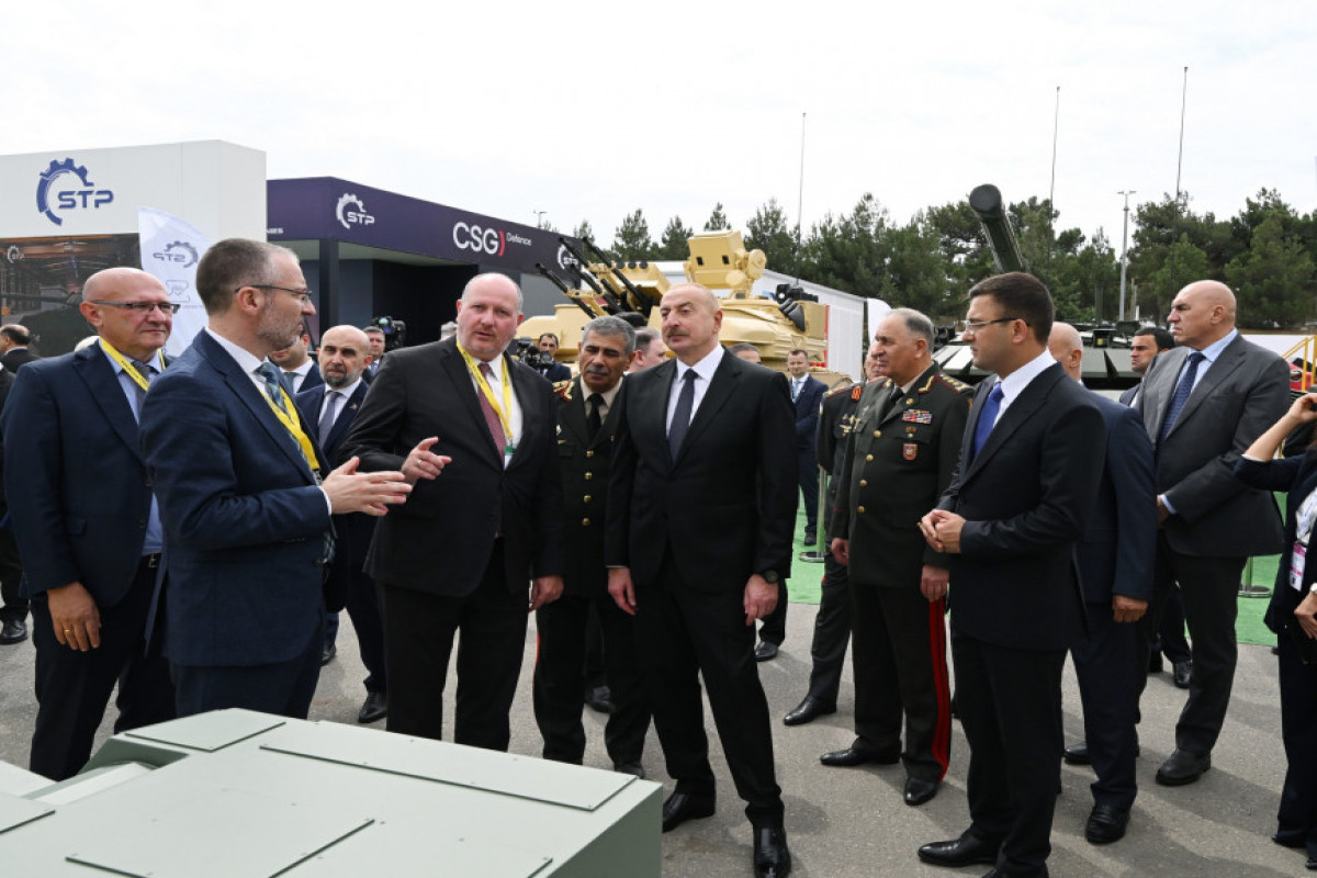 Le président Ilham Aliyev visite les salons ADEX-2024 et Securex Caspian - Photos 