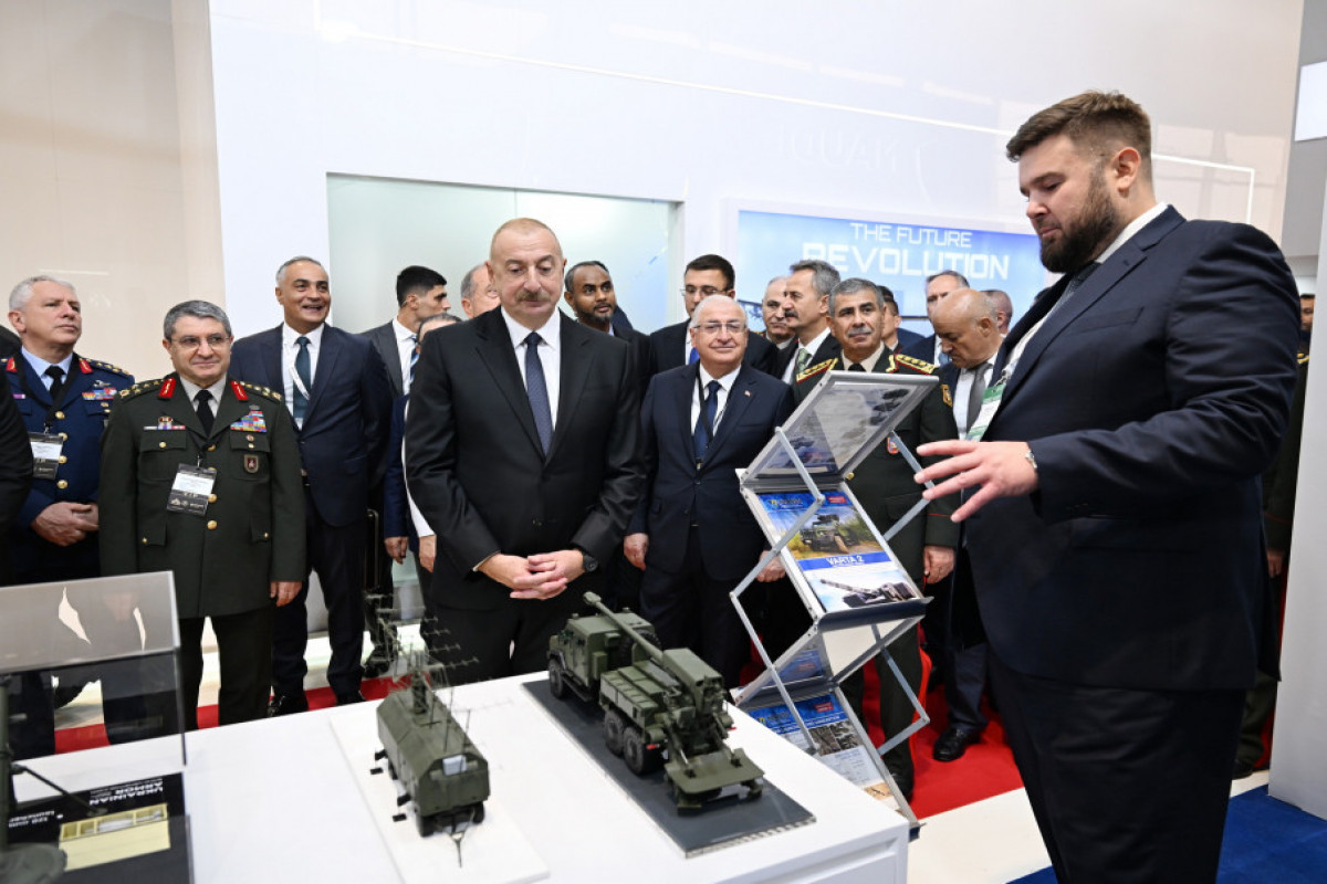 Le président Ilham Aliyev visite les salons ADEX-2024 et Securex Caspian - Photos 