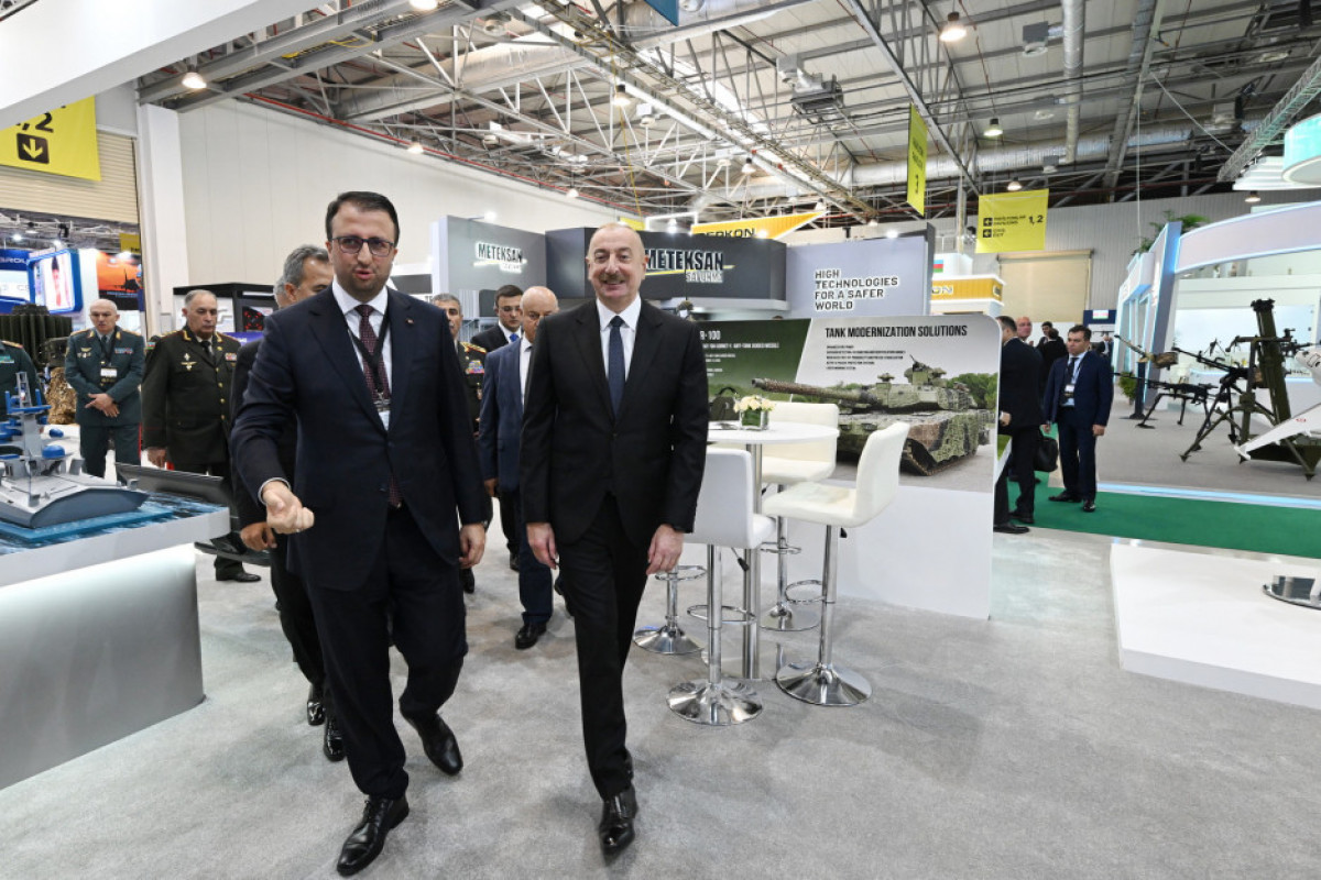 Le président Ilham Aliyev visite les salons ADEX-2024 et Securex Caspian - Photos 